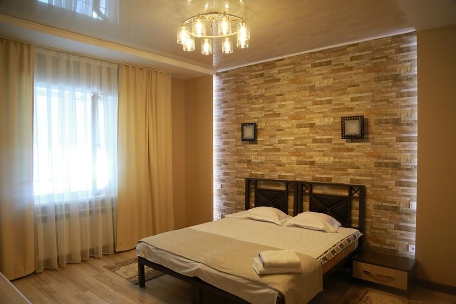 בישקק Center Hotel מראה חיצוני תמונה